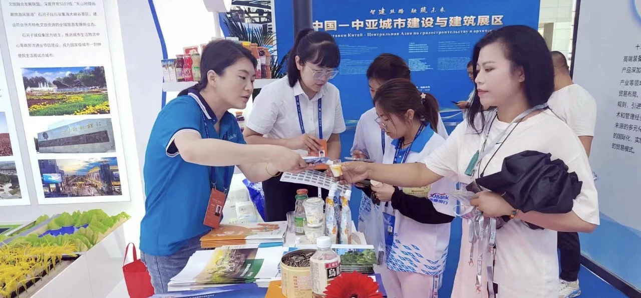 共享絲路新機遇|天山云牧乳業(yè)亮相第八屆中國-亞歐博覽會